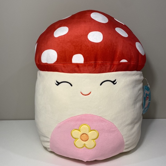 Squishmallow Sakina the mushroom 14” NWT